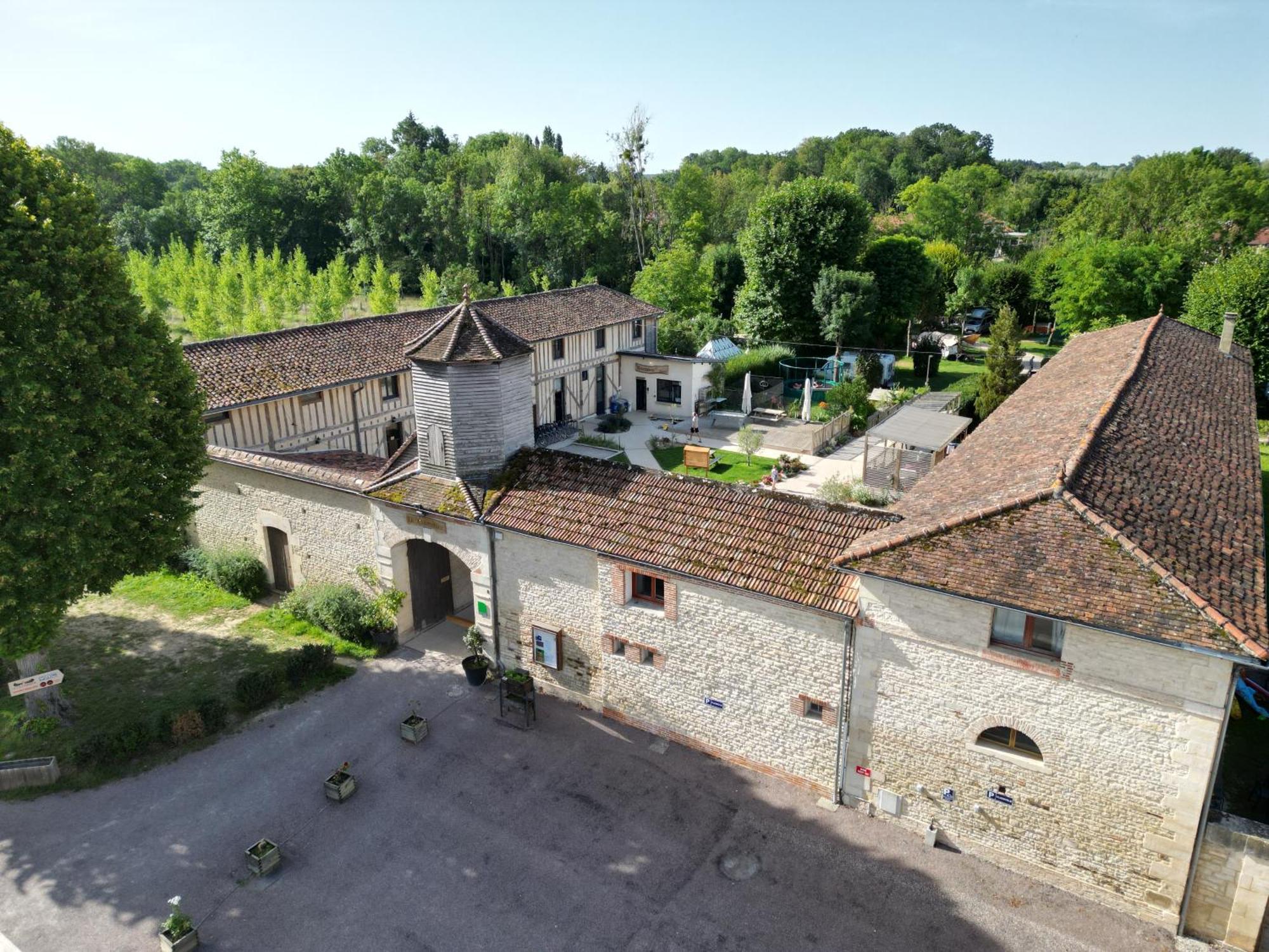 Dienville Domaine Le Colombier Bed & Breakfast エクステリア 写真